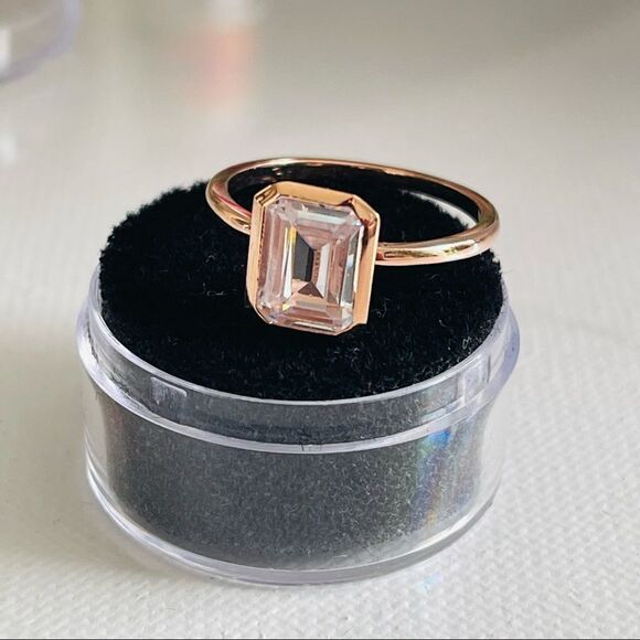 1.00CT Emerald Cut CZ Bezel Ring Rose Gold - Picture 1 of 6